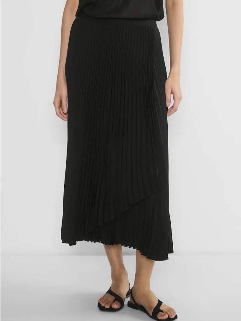 Babaton Black Pleated Asymmetric Midi Skirt